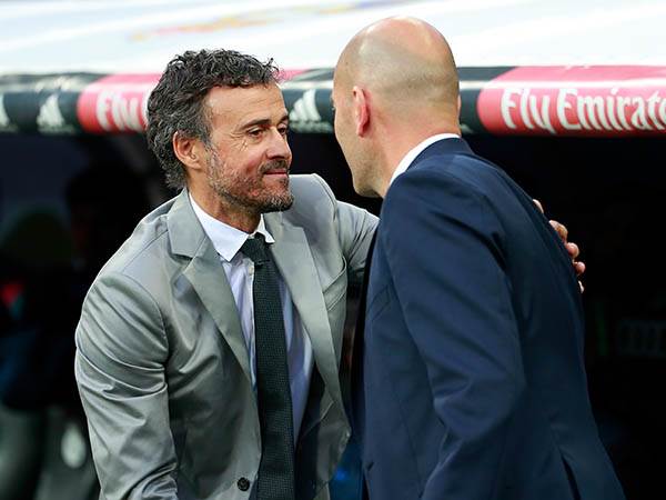 זידאן ולואיס אנריקה. פנויים להובלה (Gonzalo Arroyo Moreno/Getty Images)