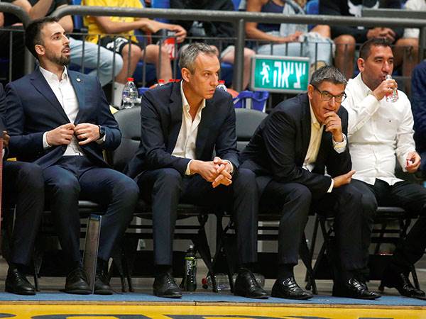 קטש. לא מרוצה לחלוטין (אלן שיבר)