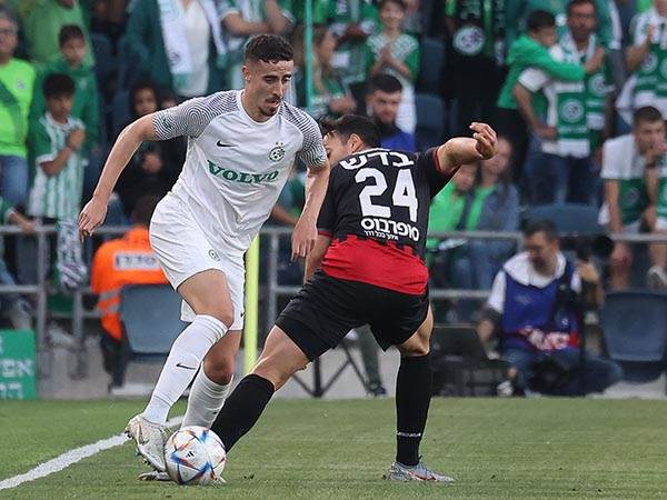 יחמיץ את המשחק הבא. חזיזה (צילום: ברני ארדוב)