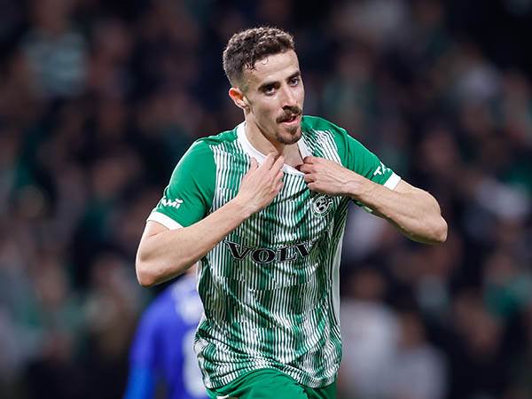 בקרוב בירוק של פנאתינייקוס? (מאור אלקסלסי)