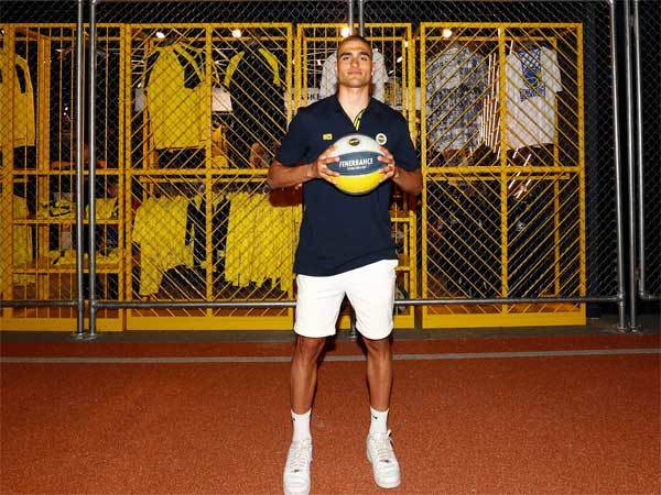 "בר מזל" (פנרבחצ'ה)