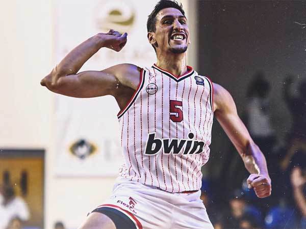 (אולימפיאקוס)