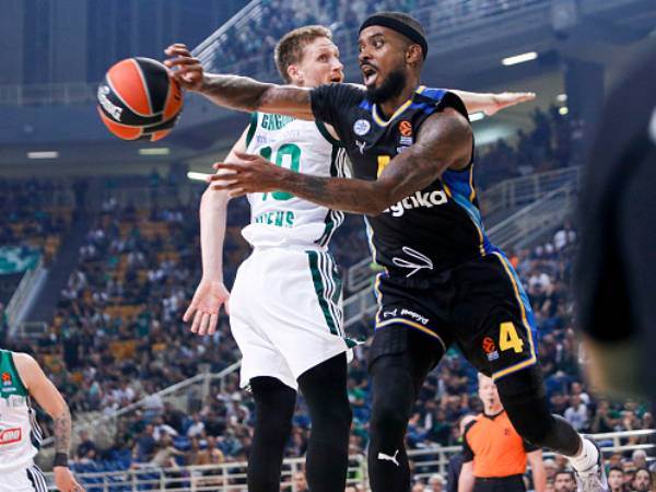 שיא אסיסטים (GETTY)