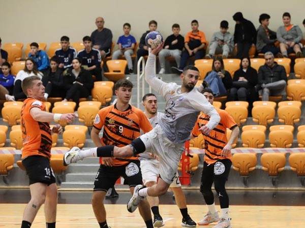 השיגה ניצחון מרשים בחוץ. בני הרצליה (צילום: גיל שמאי)