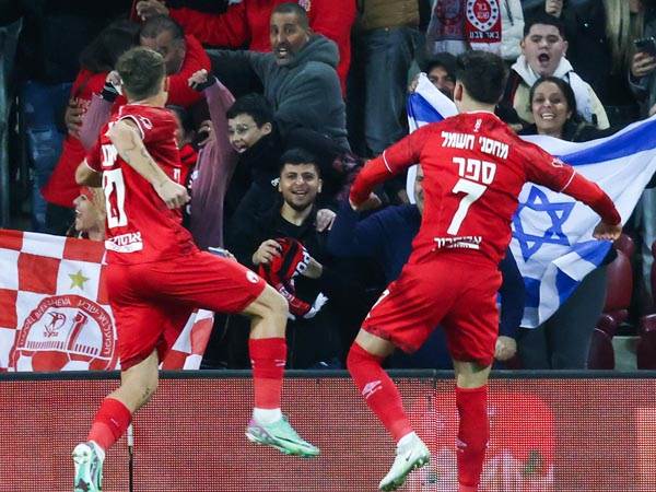 חיזוק נוסף להתקפה (אלן שיבר)