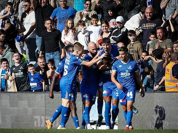 דניס אדנירן נכנס כמחליף והשווה (אלן שיבר)