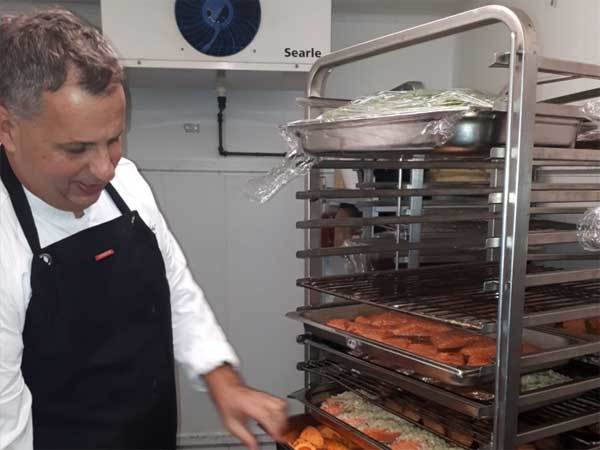 השף איתן מזרחי שהצטרף לנבחרת