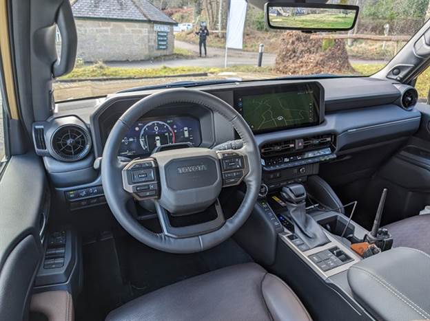 תא הנוסעים מודרני ואיכותי, עם קריצה לסדרה 70