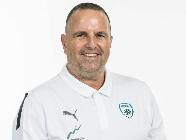 יוצאים לדרך חדשה (ההתאחדות לכדורגל)