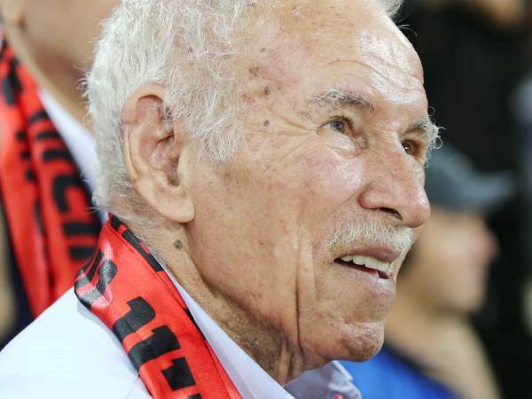 טרנר, יהי זיכרו ברוך (אלן שיבר)