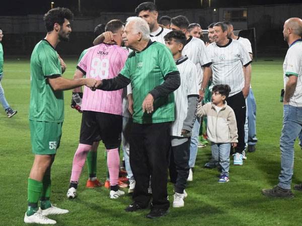 (דני מלניצקי)