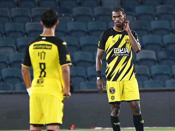 “הכי רחוק שיש“ (ברני ארדוב)