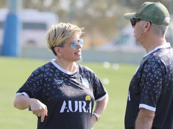 גם סילבי ז`אן הגיעה. (באדיבות ההתאחדות לכדורגל בישראל)