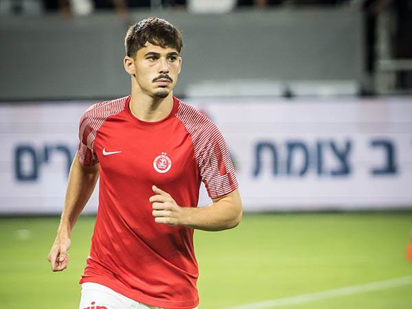 בדרך ל-MLS. בנימין (אלן שיבר)