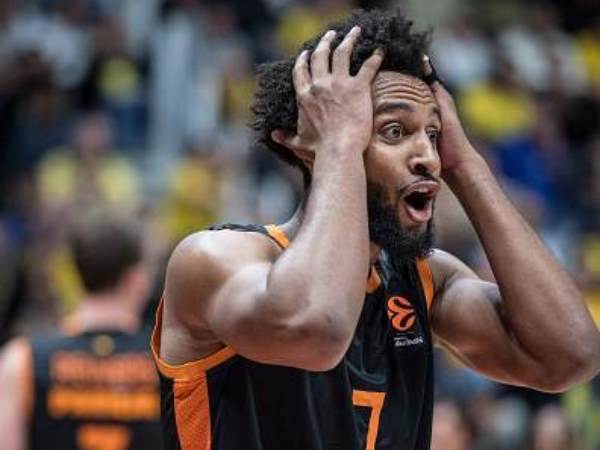 "הקהל העוין והשיפוט הכריעו". קי (GETTY)