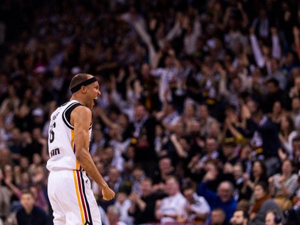 (Photo by Marcelo Endelli/FIBA via Getty Images)