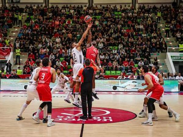 הבולגרים שבים (GETTY)