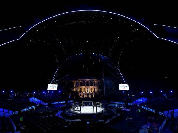 “נראה לא אמיתי“ (מתוך הרשתות של ה-UFC)