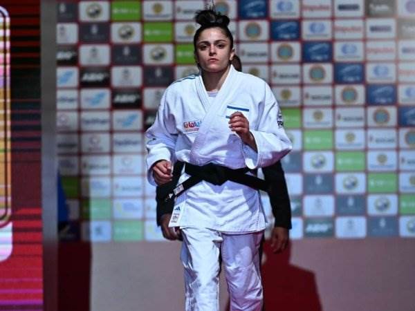 “לא נותנת לשום דבר להוריד אותי“ (IJF)