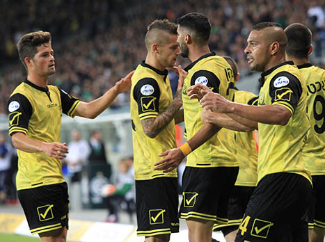 כבר חושבים על המקום השני (אלן שיבר)