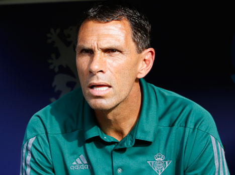 פוייט. היה חלק ממאמצי השכנוע? (Getty)