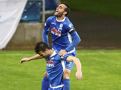 מלמד חוגג. לא פחות מחמישה זימונים ממכבי פ"ת (אלן שיבר)