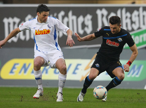 אלושי במדי פאדרבורן. הצלחה על המגרש, בלאגן מחוצה לו (Getty)