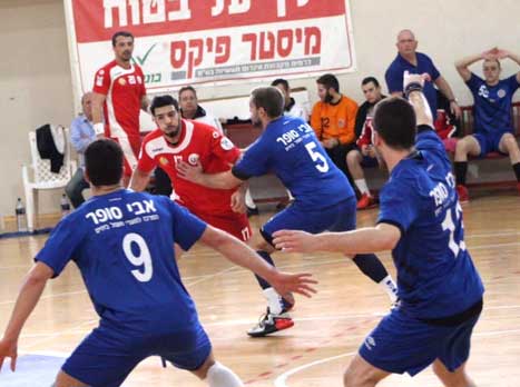 ניצחון לאשדוד. עומרי קושמרו מול ר"ג