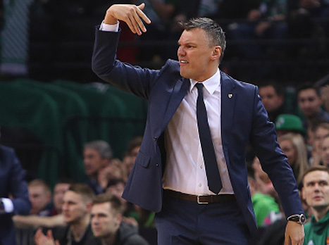 מתפתח כמאמן. שאראס (getty)