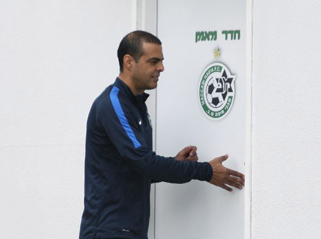 "משוגע, אבל במובן החיובי". לוזון במשרד החדש (האתר הרשמי, מכבי חיפה)