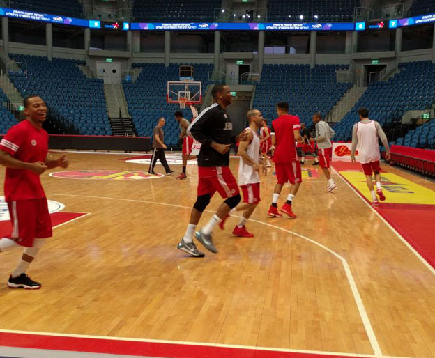 "טוב שיש יתרון ביתיות"