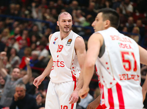 ניצחון קל לכוכב האדום. סימונוביץ' (getty)