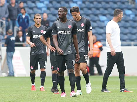 להפועל ת"א יהיה קשה מאוד לשרוד (צילום: יוסי שקל)