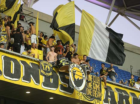 האוהדים מתנפלים על המינויים (נמרוד גליקמן)