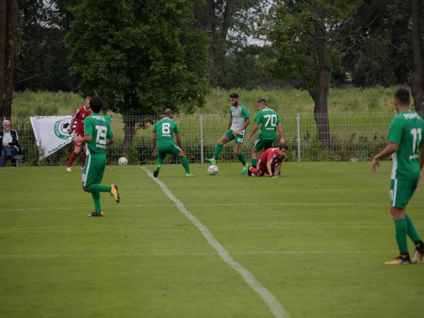 גם שחר נכח (האתר הרשמי של מכבי חיפה)