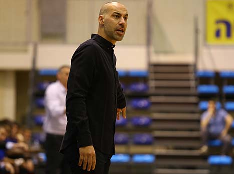 עובר דרומה. טפירו (מנהלת הליגה)