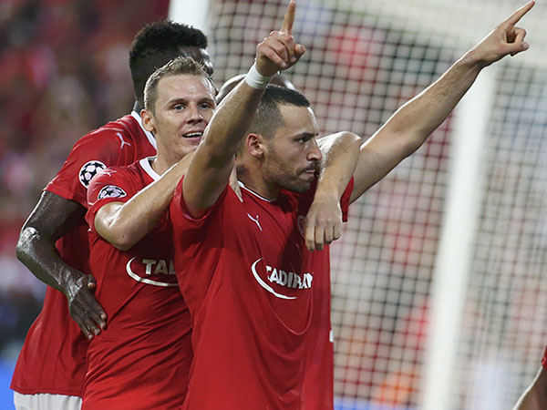 ב"ש דילגה לדרג השלישי (אלן שיבר)