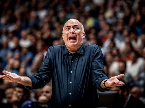 הפנים שחייב לשנות את הדרך. אדלשטיין (FIBA)