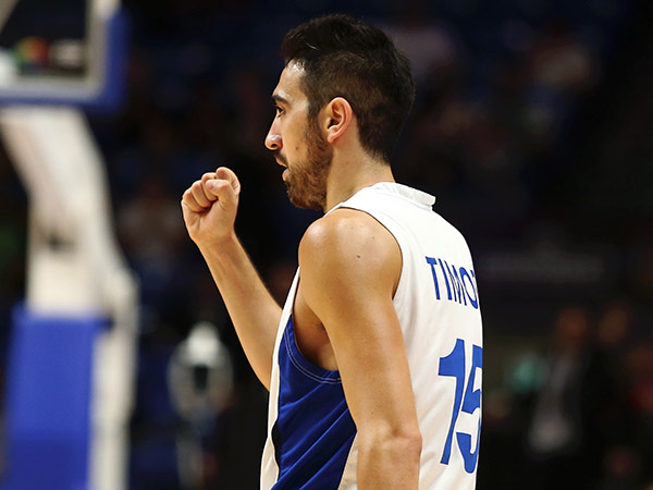 ההגנה לא הצליחה להתמודד מול היריבה. בר טימור (אלן שיבר)