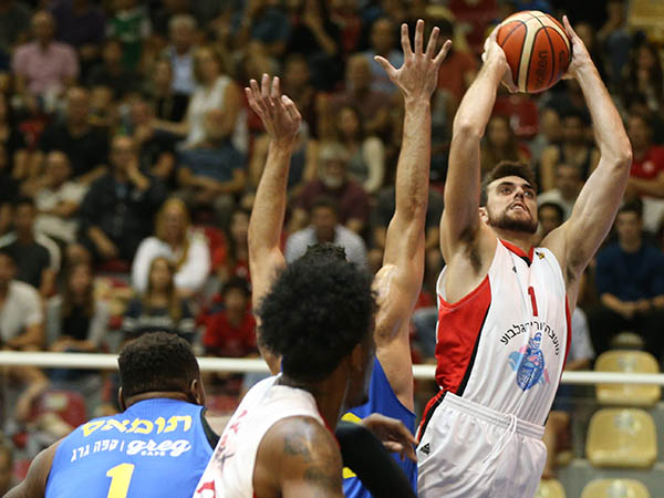 המקומיים לא עמדו בלחץ ברגעי ההכרעה (סוכנות ג'יני)