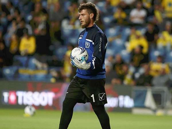 קליימן. זעם על שחקני ההגנה (אלן שיבר)