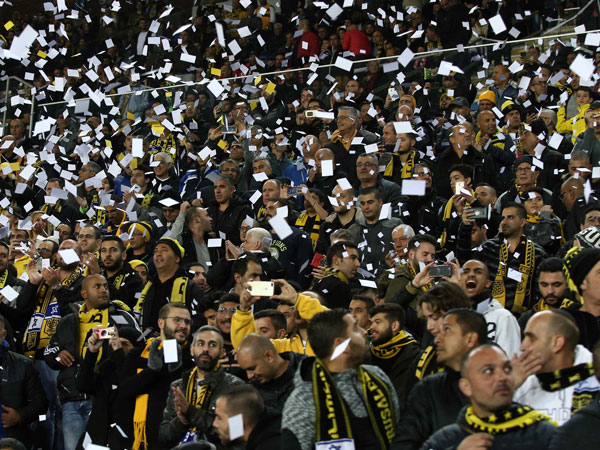 תפאורה מדהימה בטדי, כיאה למשחק כזה (אלן שיבר)