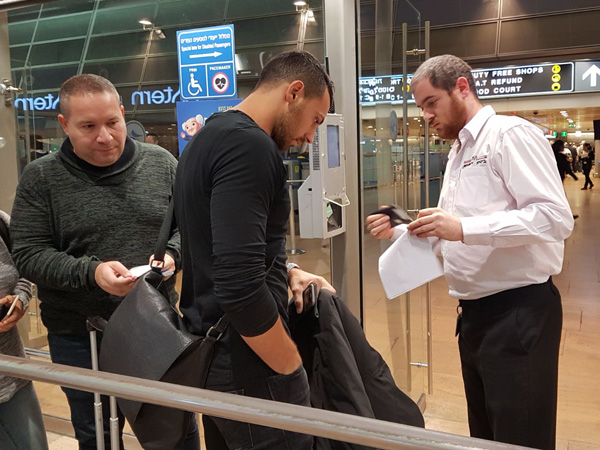 יתקשה לצאת ללא עונש. צדק לפני ההמראה לשווייץ