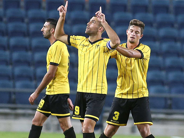 שכטר. יקבל מטביב הצעה לחוזה חדש (צילום: אלן שיבר)