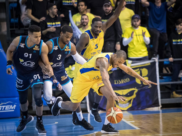 היו ניצבים בהצגה. שחקני אילת (איגוד הכדורסל)