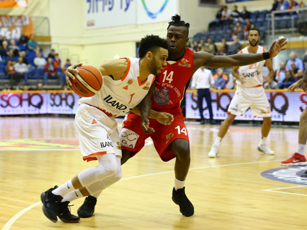 סיגרס התקשה מול האקסית במחצית הראשונה (מנהלת הליגה)