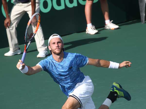 משחק בצל הפגנה. לשם (עופרה פרידמן, איגוד הטניס)