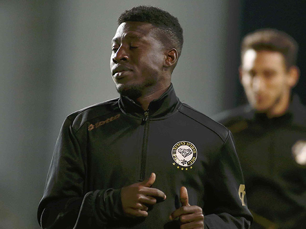 עלי מוחמד יחזור לסגל (אלן שיבר)