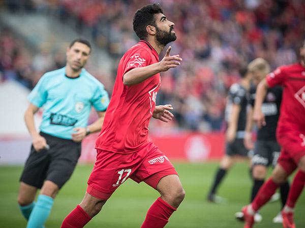 זיקרי. יתרום לרעננה (עודד קרני)