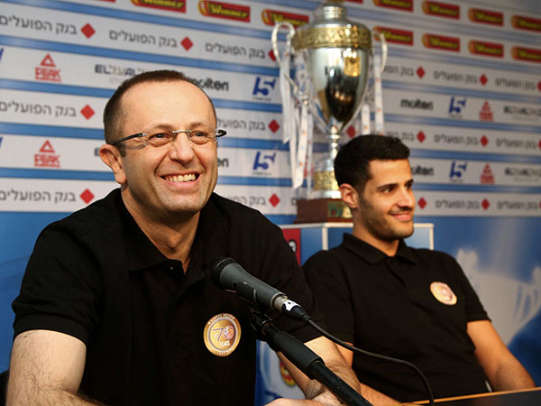 "מרגישים את ההתרגשות סביבנו" (אלן שיבר)